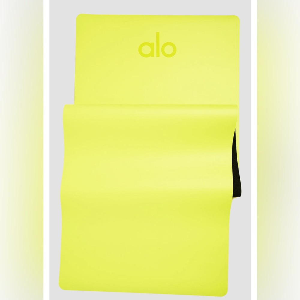 *NEW* ALO YOGA Warrior Mat